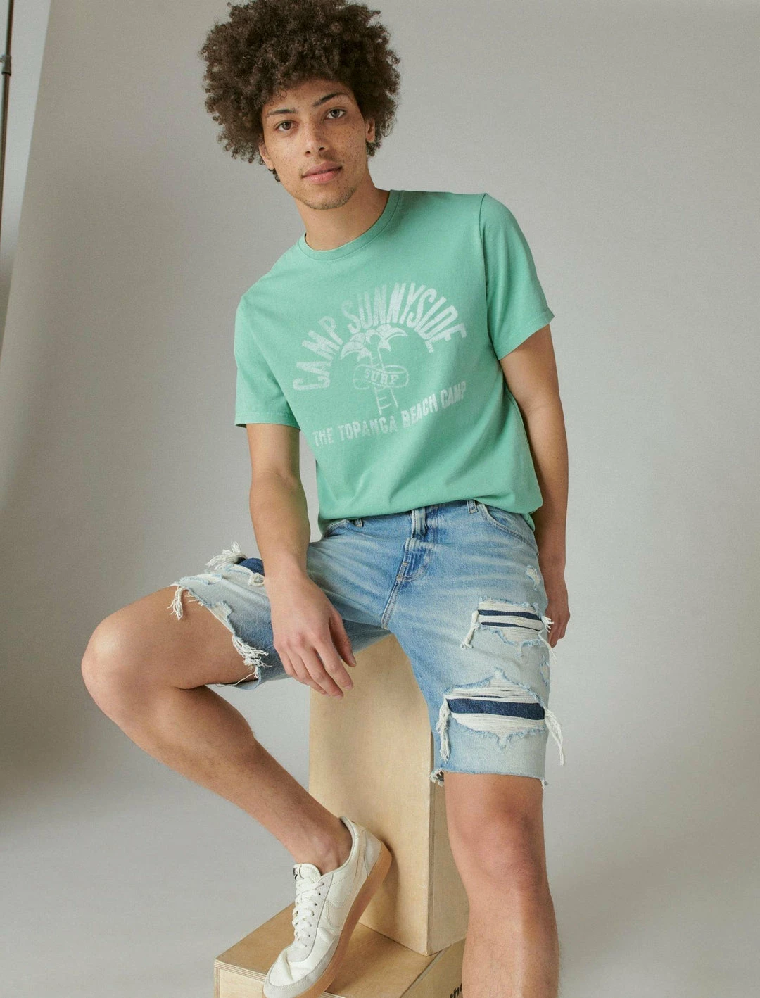 Lucky Brand Mens Camp Sunnyside Graphic Tee 2 Lucky Brand Mens Camp Sunnyside Graphic Tee - Image 2