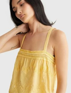 Lucky Brand Womens Embroidered Woven Tank 9 Lucky Brand Womens Embroidered Woven Tank -Cheap Lucky Brand Store 23e83442ce8846d9bdd46cf48d9264aa 1080x