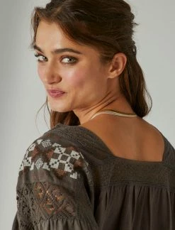 Lucky Brand Womens Embroidered Shoulder Top 7 Lucky Brand Womens Embroidered Shoulder Top -Cheap Lucky Brand Store 2fffbc3447e24229a2e29647ba28f326 1080x