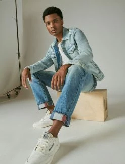 Lucky Brand Mens Lucky Legend 223 Straight Flag Jean