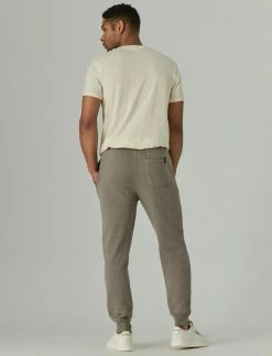 Lucky Brand Mens Venice Burnout Fleece Jogger 8 Lucky Brand Mens Venice Burnout Fleece Jogger -Cheap Lucky Brand Store 527d35af735245e7966eb1ba93719950 1080x
