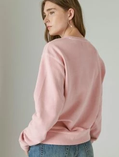 Lucky Brand Womens Codigo 1530 X Lucky Brand Graphic Crew -Cheap Lucky Brand Store 5b9ceb74adfe4edba20748d3cca6bc7b 387ce89d 4c3f 4d3d 9bf7 85a42d80c309 1080x