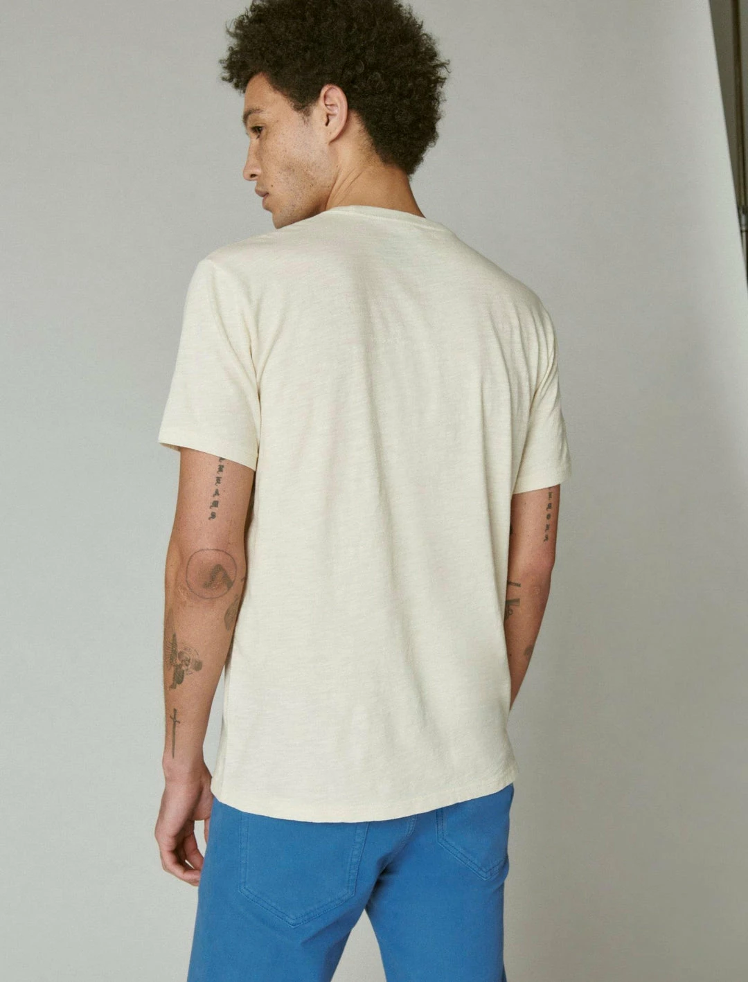 Lucky Brand Mens Coca Cola Sunshine Graphic Tee 5 Lucky Brand Mens Coca Cola Sunshine Graphic Tee - Image 5