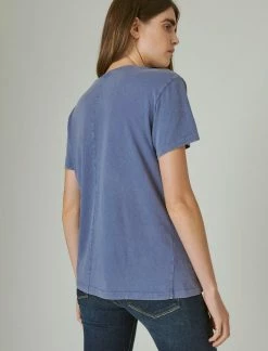 Lucky Brand Womens Lucky Brand Logo Boyfriend Graphic Crew -Cheap Lucky Brand Store 5eb87c8a862b4b5d8b530ab26bee0d20 98b696f4 8a2f 4006 9293 3477af6c1da3 1080x