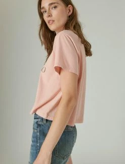 Lucky Brand Womens Codigo 1530 X Lucky Brand Crop Tee -Cheap Lucky Brand Store 80953e0eb111475695056f13b944499b c2098e18 db6b 4195 87d6 66c7e1a06b72 1080x
