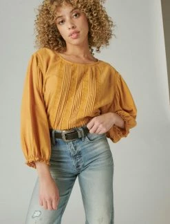 Lucky Brand Womens Embroidered Round Neck Boxy Blouse -Cheap Lucky Brand Store 81a30b3f6601402582fd09d49a577b07 88d088a8 c96d 4c71 aabb e8e3dfcff962 1080x