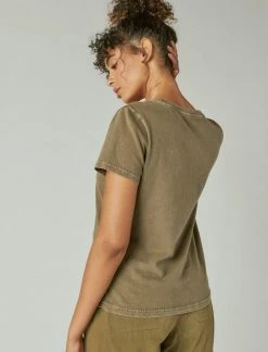 Lucky Brand Womens Lucky Re-Issue Classic Crew -Cheap Lucky Brand Store 8da1a7193e7f406f8cc1339b65c8c21c 1080x