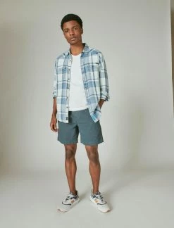 Lucky Brand Mens 7" Pull Up Short