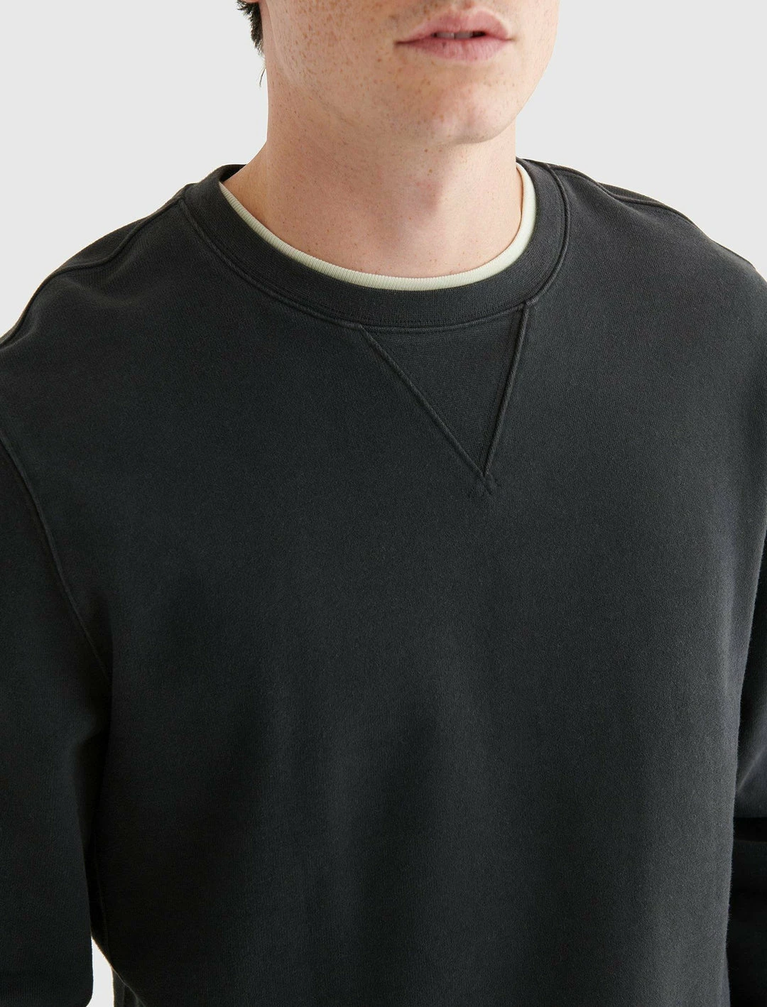 Lucky Brand Mens Sueded Fleece Terry Crew Sweatshirt 4 Lucky Brand Mens Sueded Fleece Terry Crew Sweatshirt - Image 4