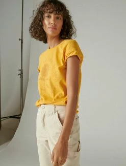 Lucky Brand Womens Lucky Brand Rose Crew Tee -Cheap Lucky Brand Store bbdac512bddf46c79a91f4ddcfbba9e6 1080x