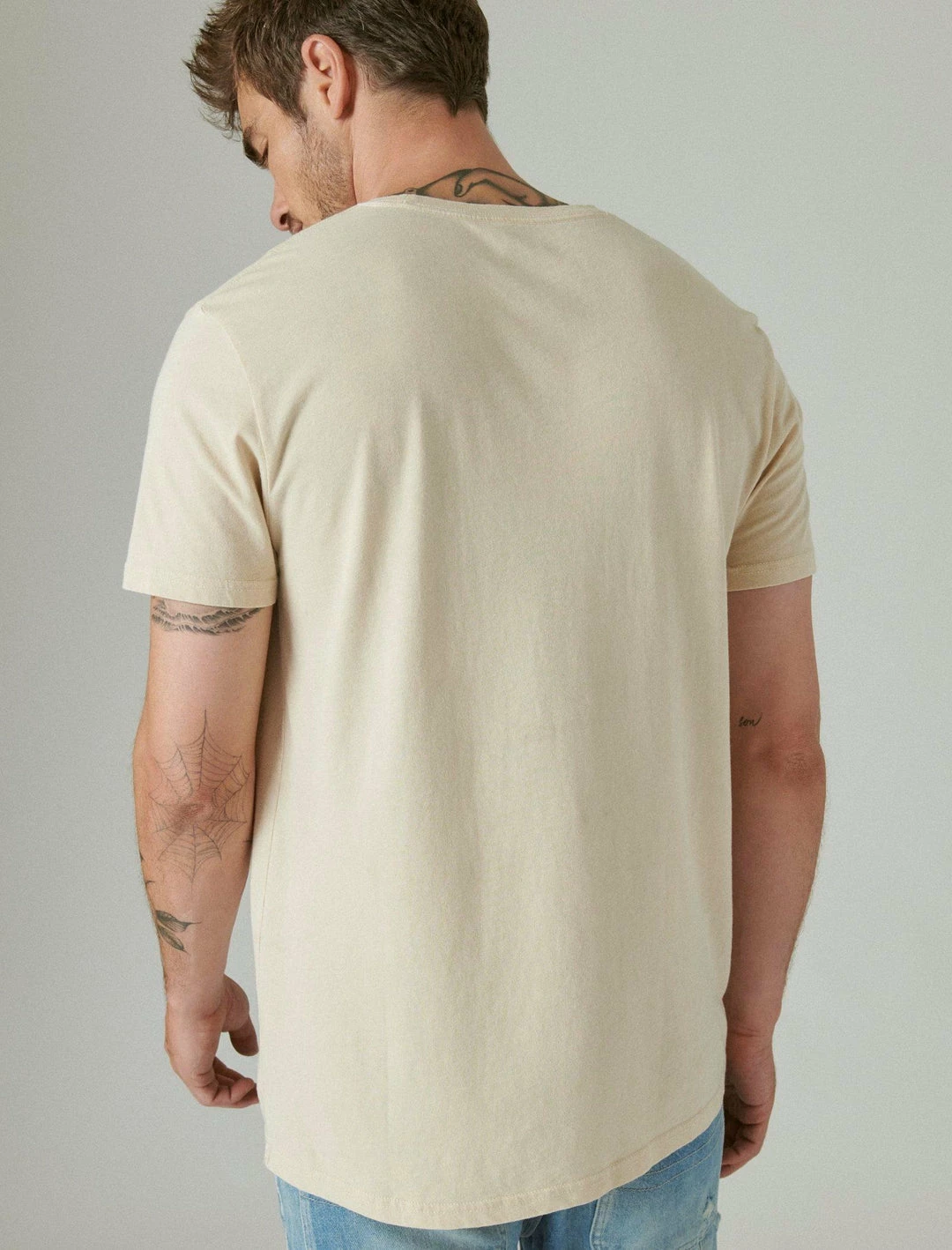 Lucky Brand Mens Codigo 1530 X Lucky Brand Logo Tee 4 Lucky Brand Mens Codigo 1530 X Lucky Brand Logo Tee - Image 4