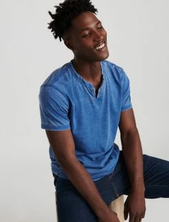 Lucky Brand Mens Vbo Notch Neck -Cheap Lucky Brand Store dac2ca8fab8a4f73b39b8b668ae82f1a 9ecb64cd 71a1 4b51 b798 4c47fdad5d9b 1080x