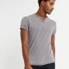Lucky Brand Mens Vbo Notch Neck